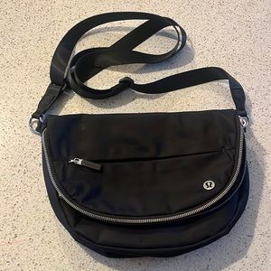 Lululemon All night festival bag 5L